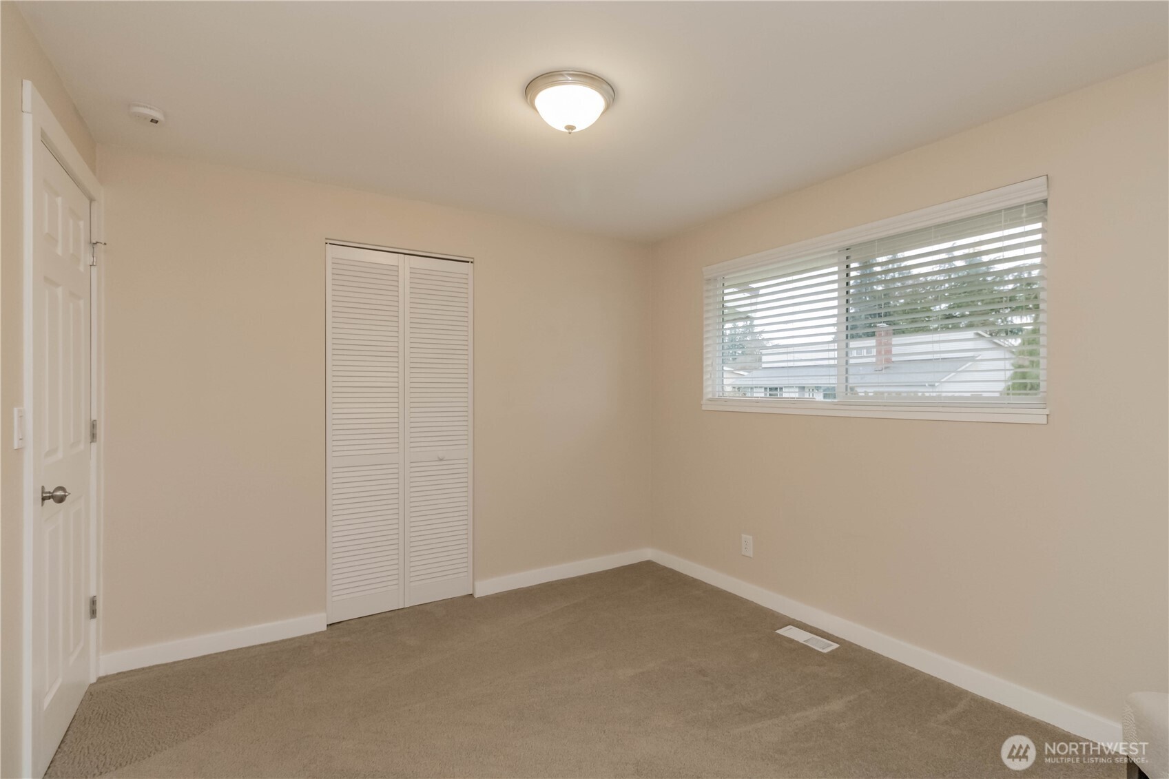 1060 Lynnwood Avenue NE, Renton, WA 98056
