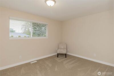 1060 Lynnwood Avenue NE, Renton, WA 98056 - Photo 29