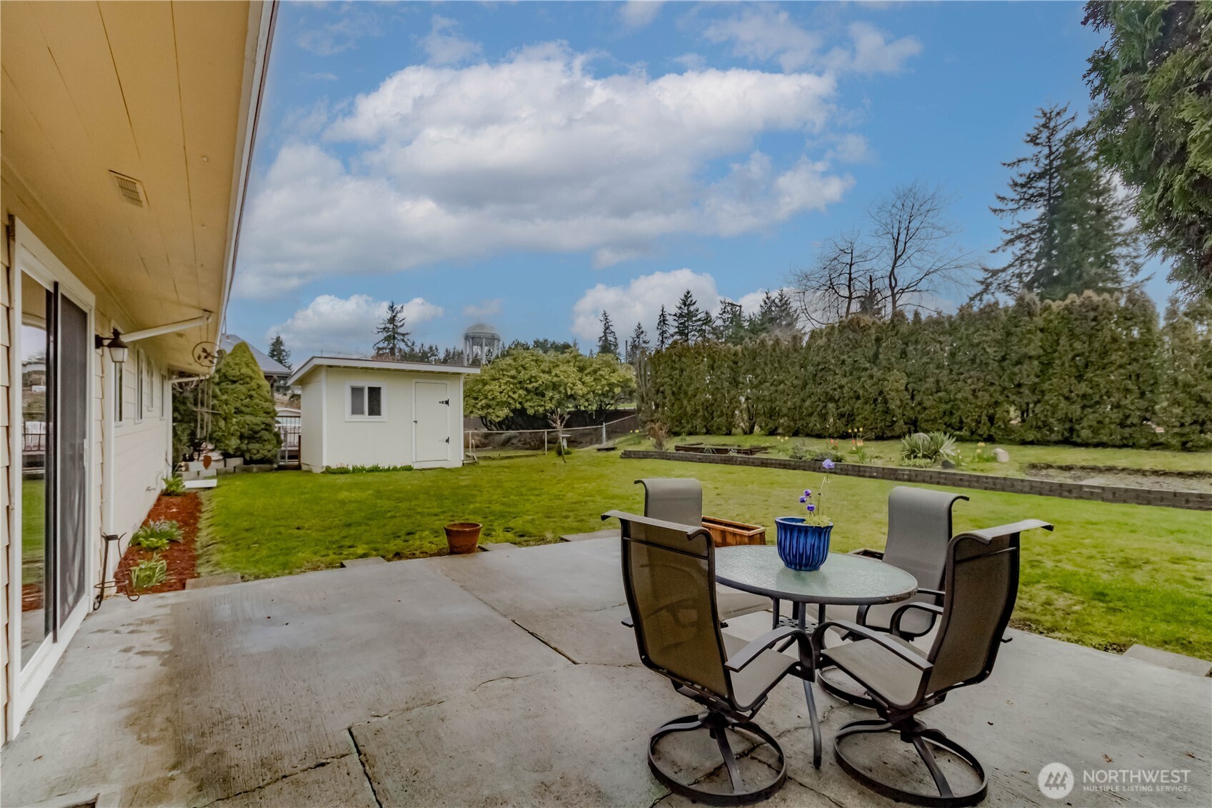 1060 Lynnwood Avenue NE, Renton, WA 98056