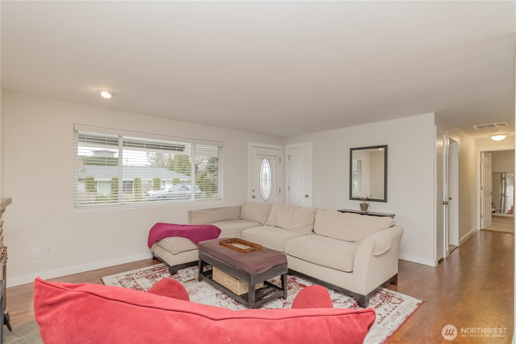 1060 Lynnwood Avenue NE, Renton, WA 98056