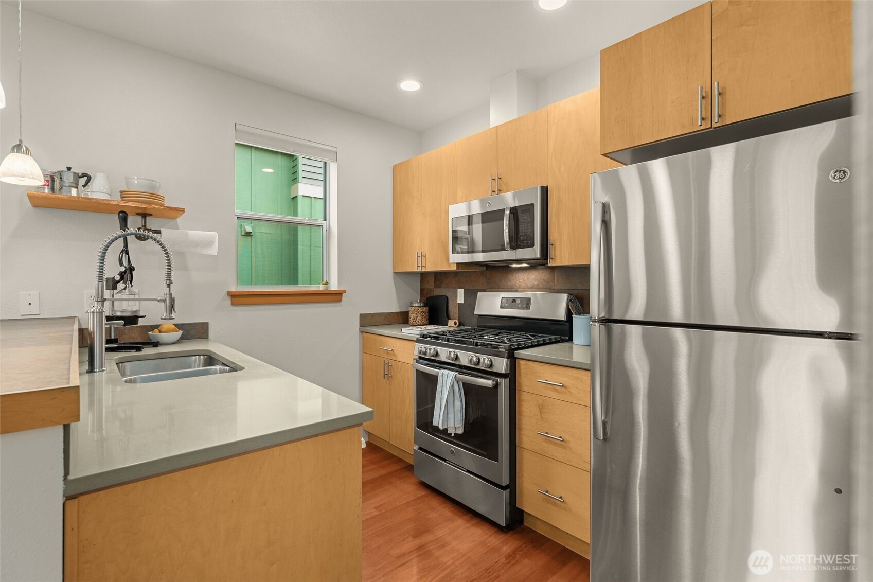 2815 24th Avenue S, Seattle, WA 98144-5313