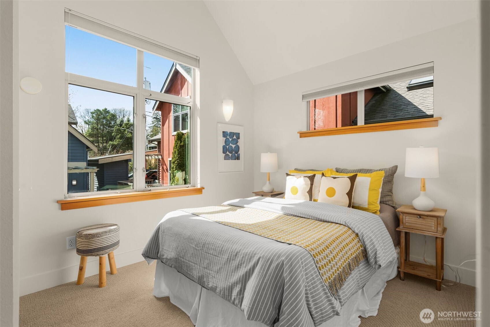 2815 24th Avenue S, Seattle, WA 98144-5313