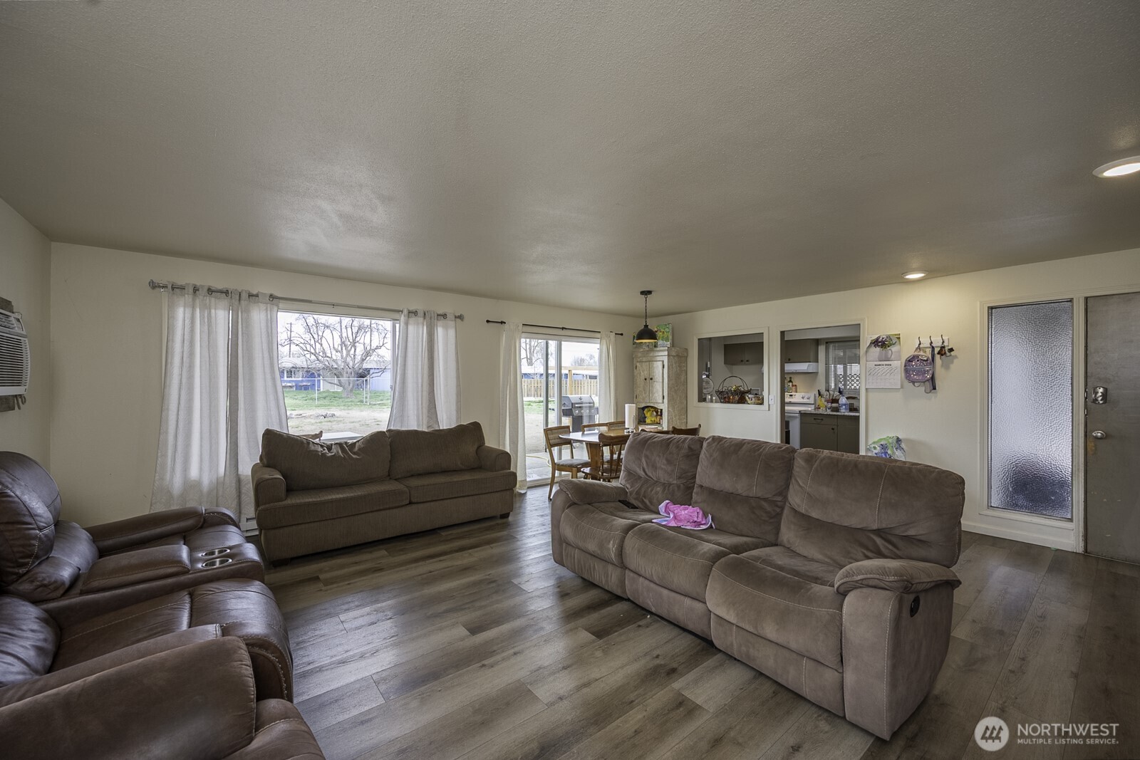 206 208 Beale Avenue , Moses Lake, WA 98837