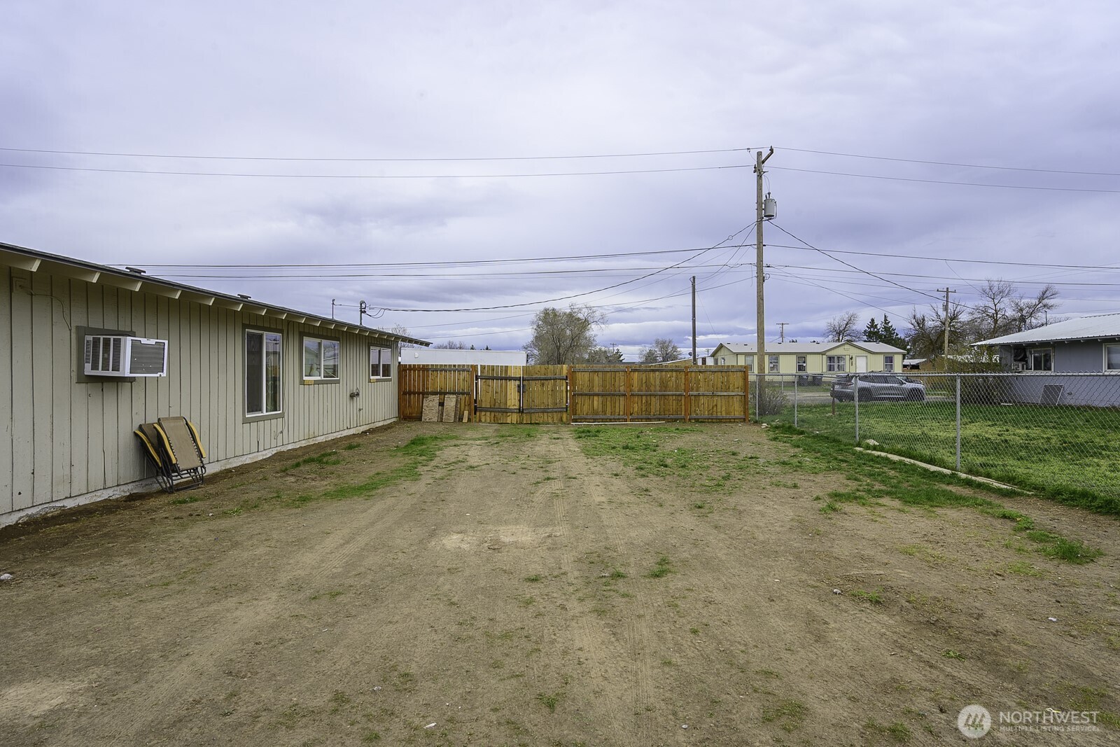 206 208 Beale Avenue , Moses Lake, WA 98837