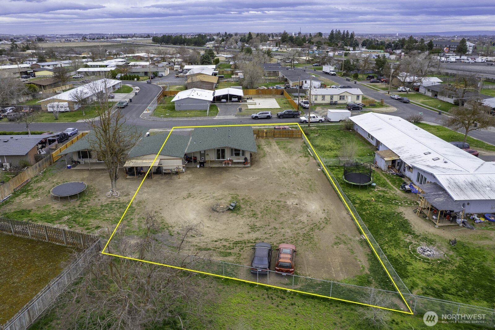 206 208 Beale Avenue , Moses Lake, WA 98837