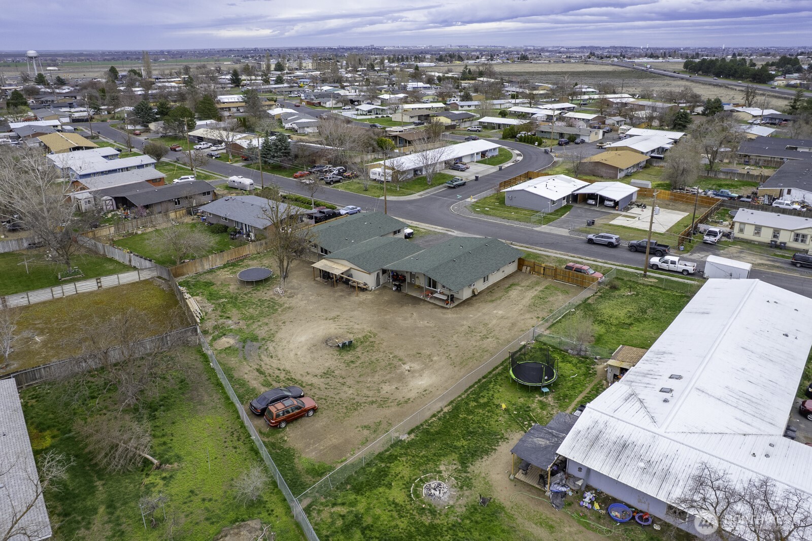 206 208 Beale Avenue , Moses Lake, WA 98837