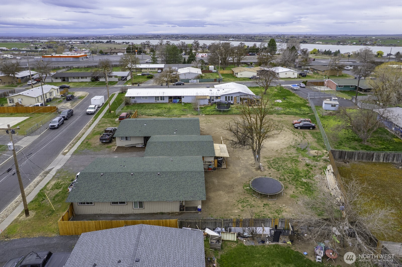 206 208 Beale Avenue , Moses Lake, WA 98837