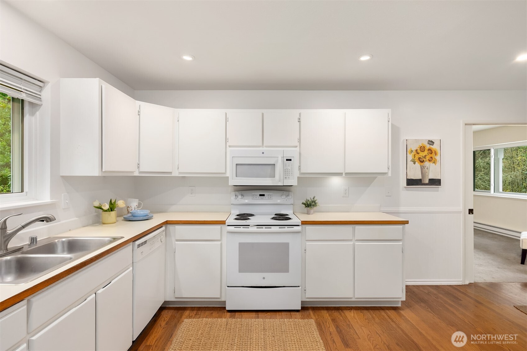 11312 Westwind Court NE, Bainbridge Island, WA 98110