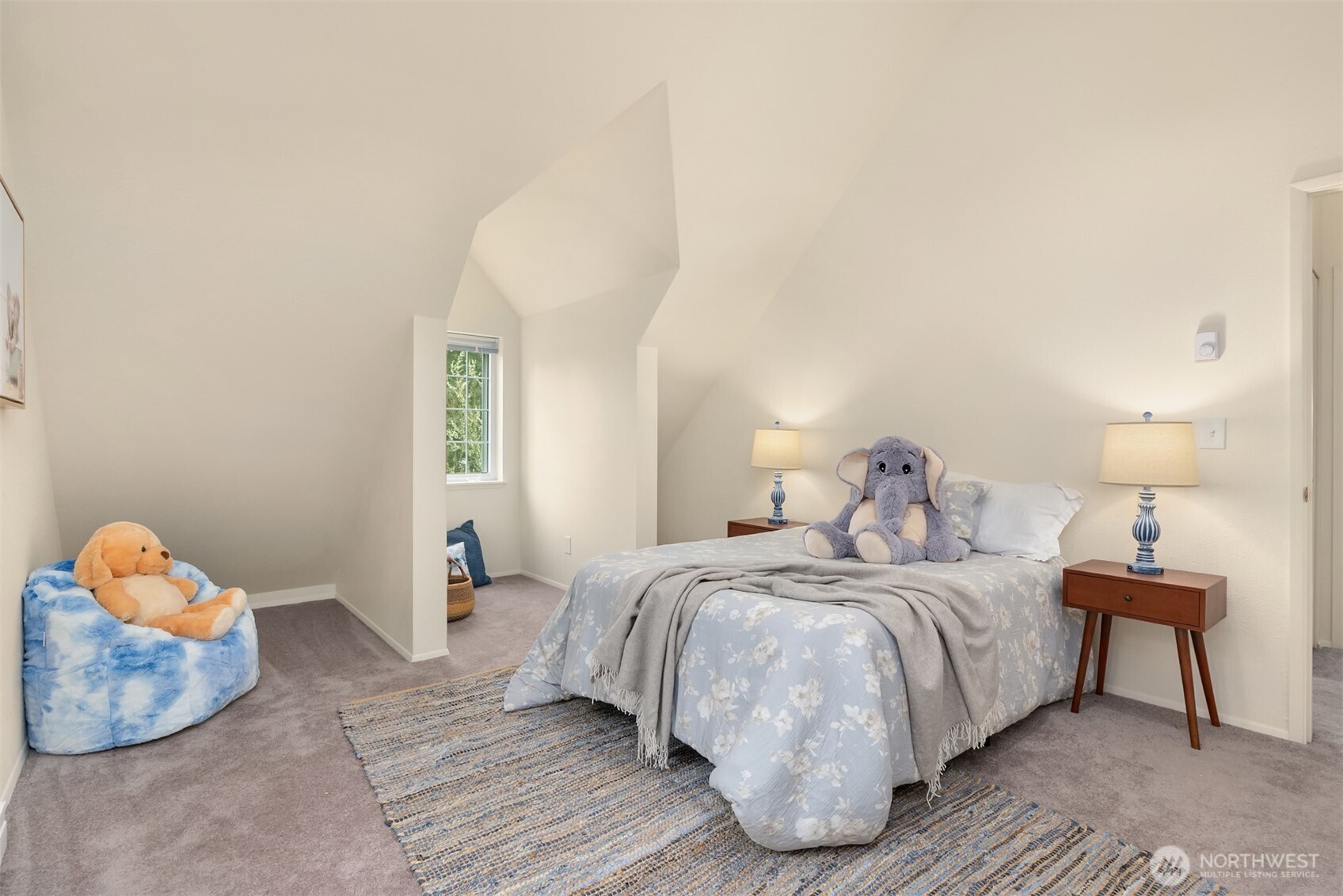 11312 Westwind Court NE, Bainbridge Island, WA 98110