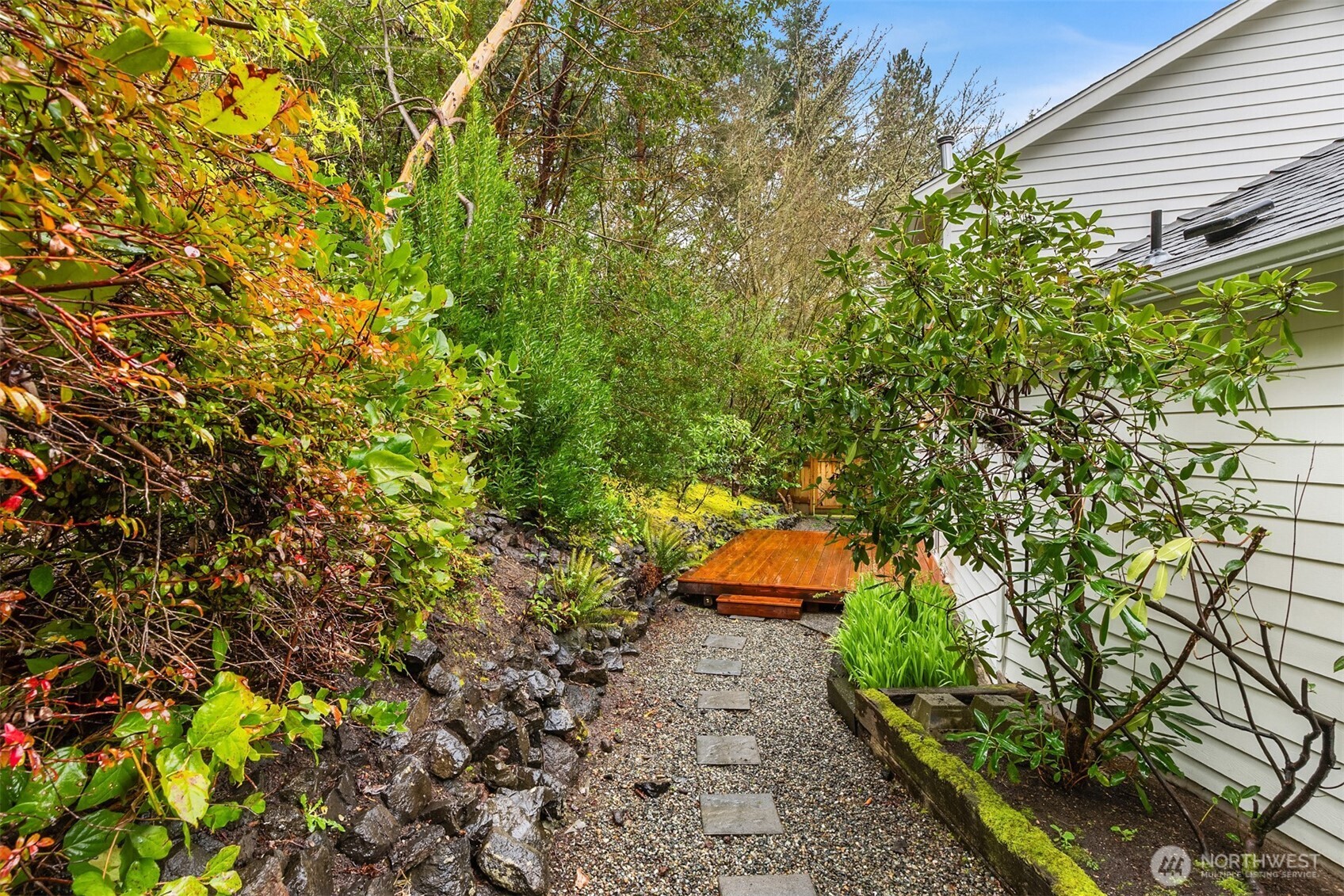11312 Westwind Court NE, Bainbridge Island, WA 98110