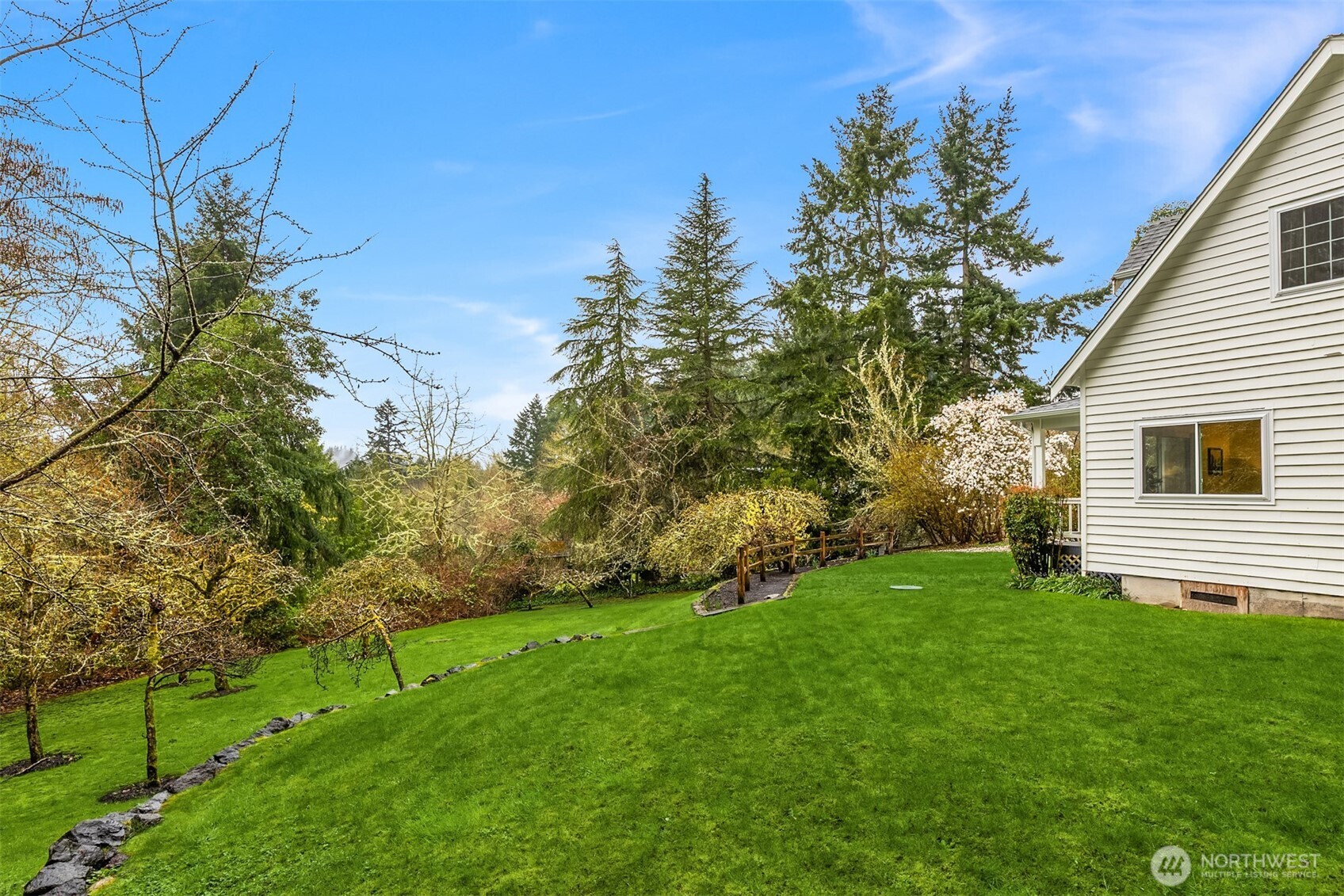 11312 Westwind Court NE, Bainbridge Island, WA 98110