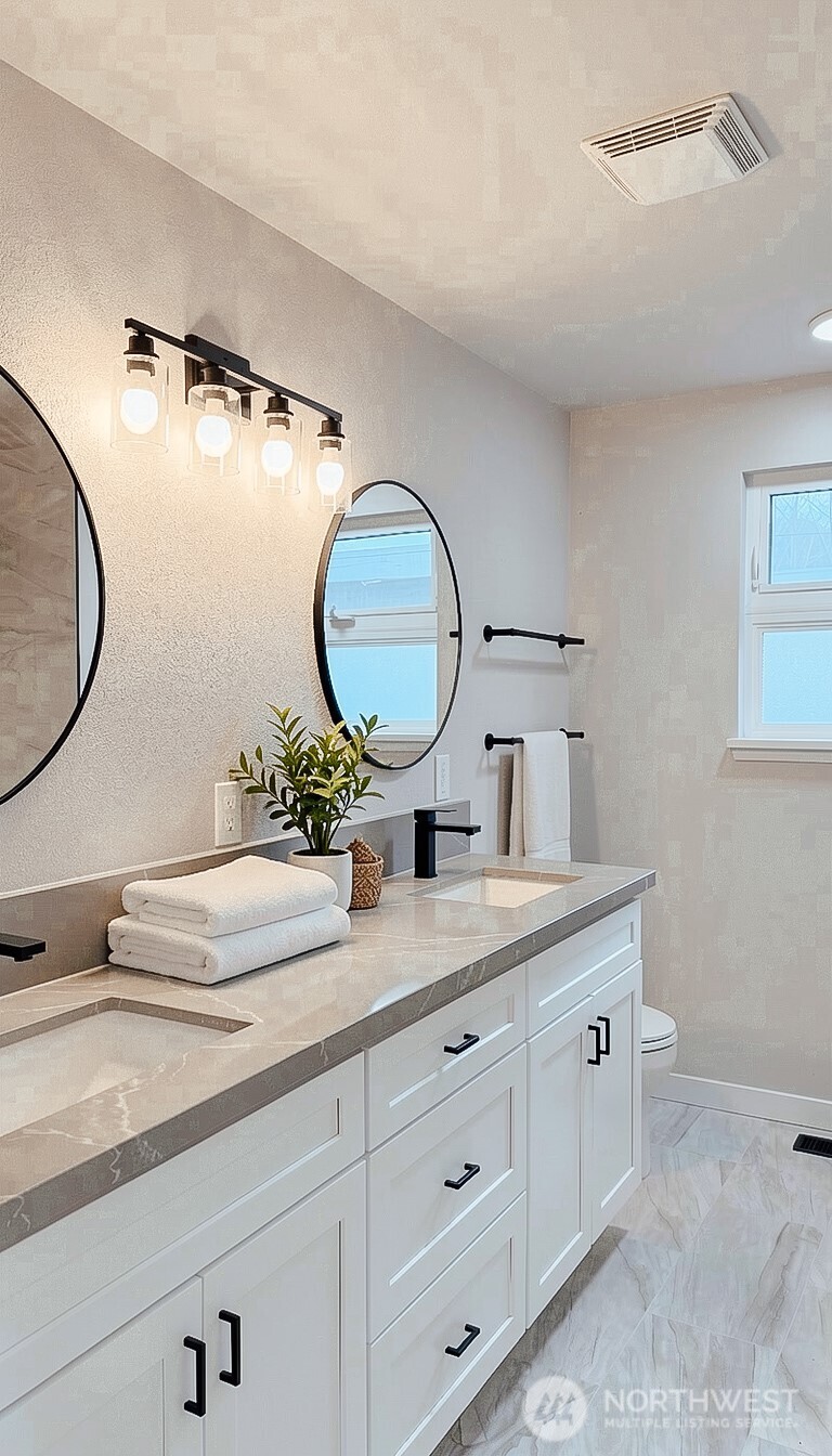 17757 10th Avenue S, Burien, WA 98148