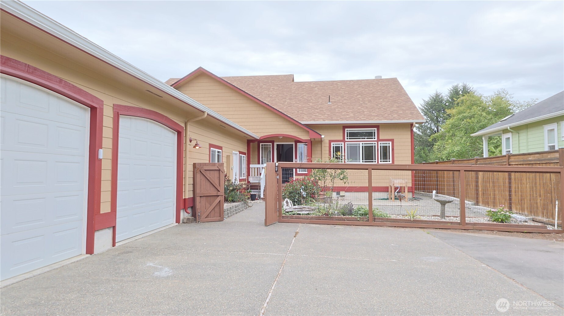 108 Bass Avenue NE, Ocean Shores, WA 98569