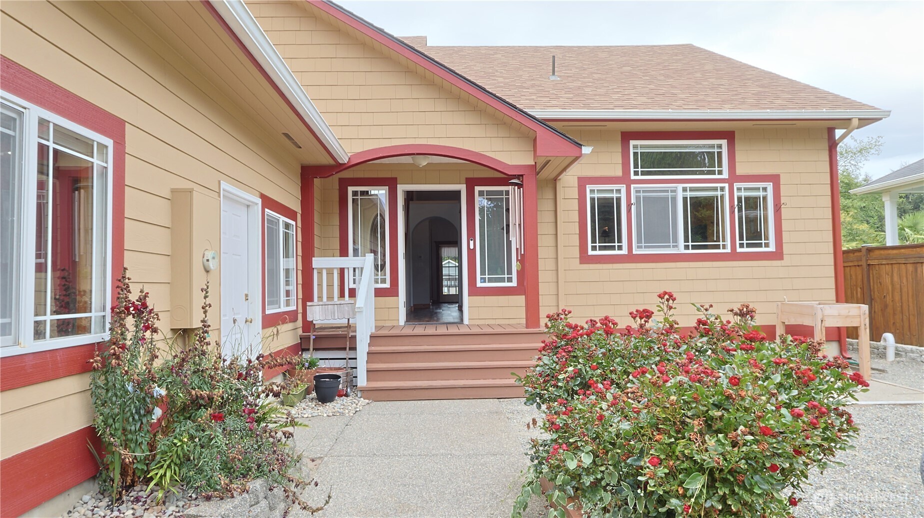 108 Bass Avenue NE, Ocean Shores, WA 98569