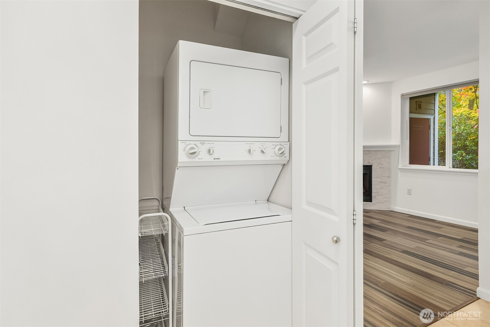 13000 Admiralty Way #L104, Everett, WA 98204