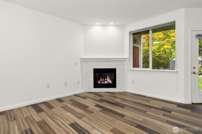 13000 Admiralty Way #L104, Everett, WA 98204 - Photo 4