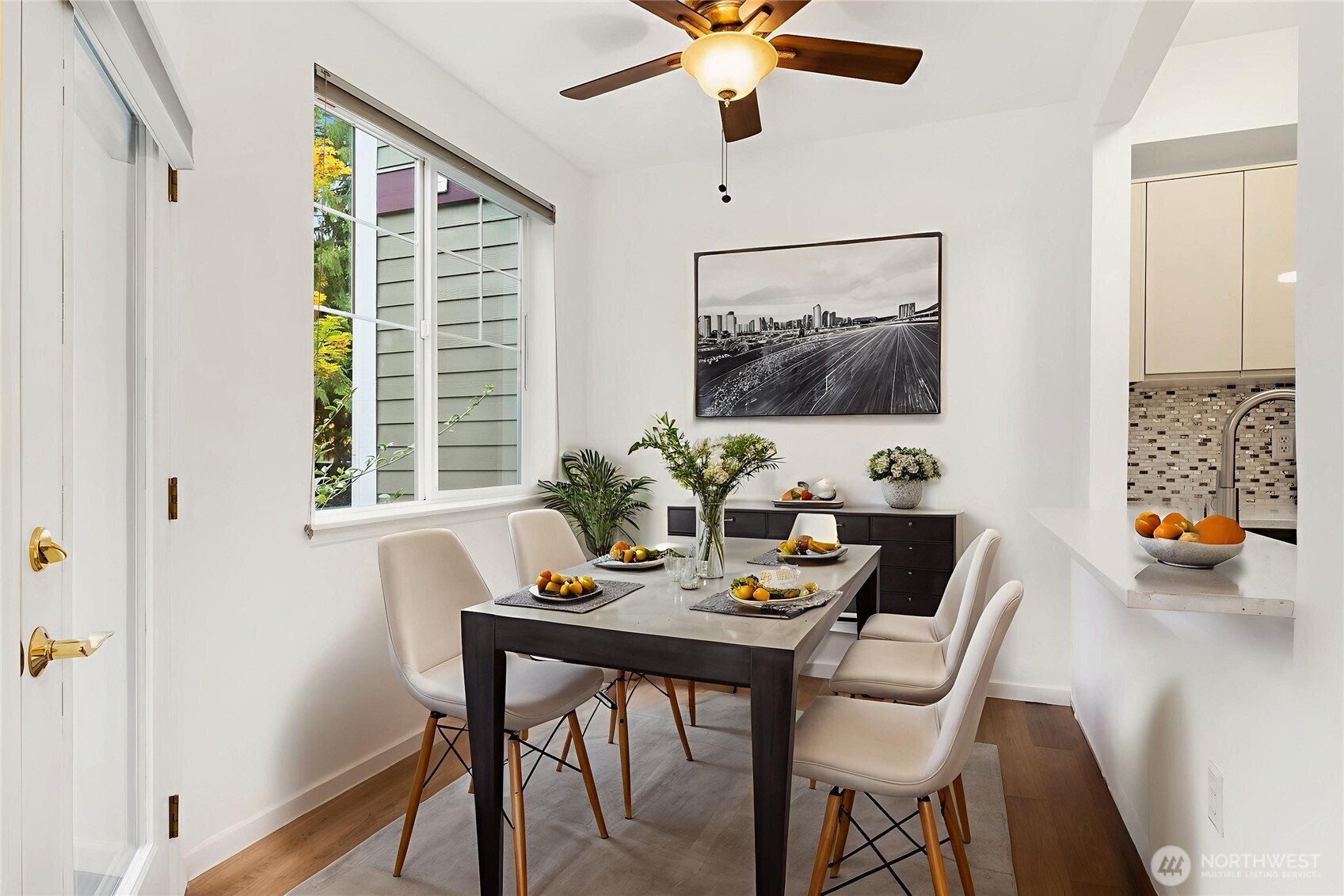 13000 Admiralty Way #L104, Everett, WA 98204