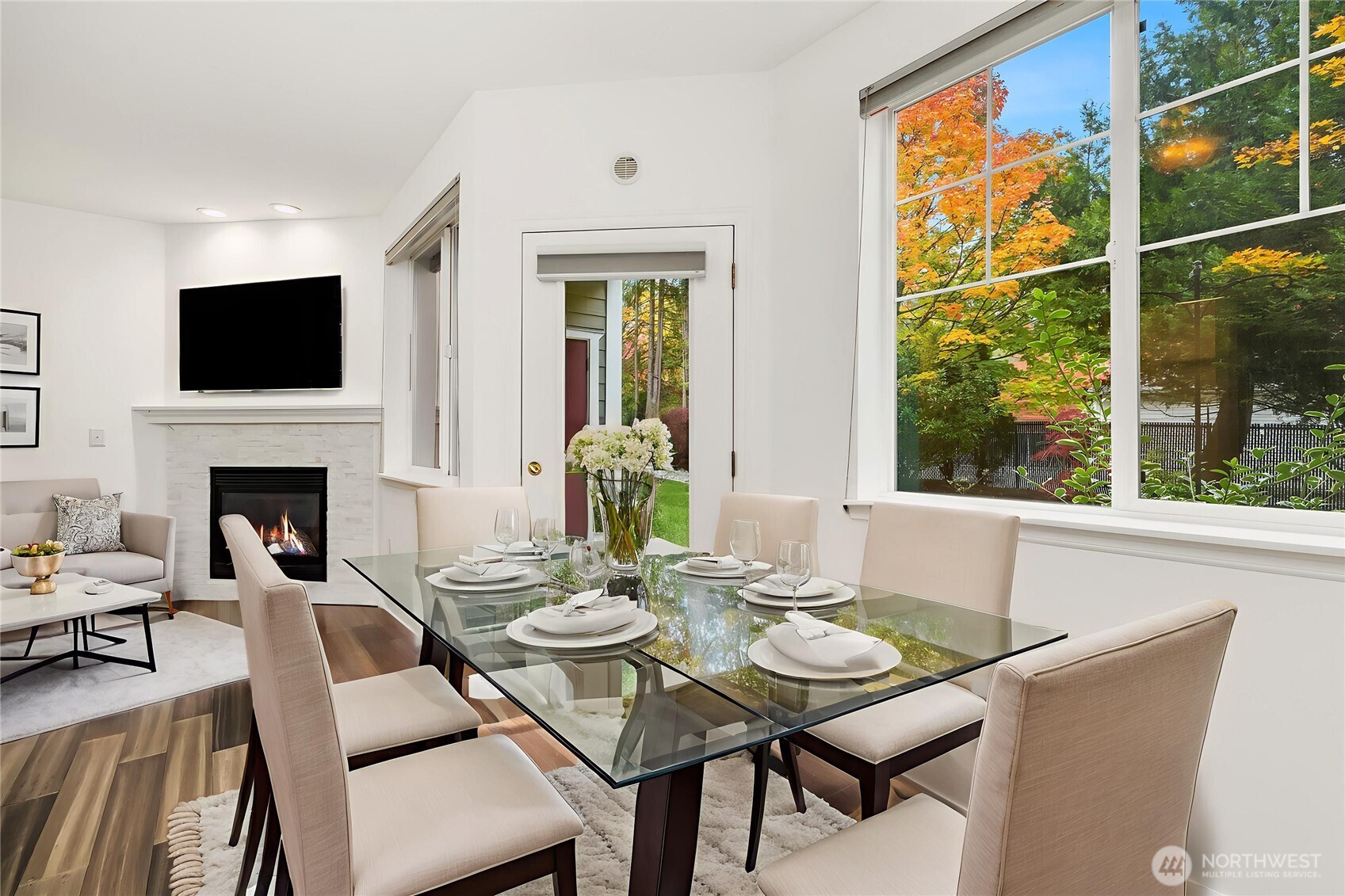 13000 Admiralty Way #L104, Everett, WA 98204