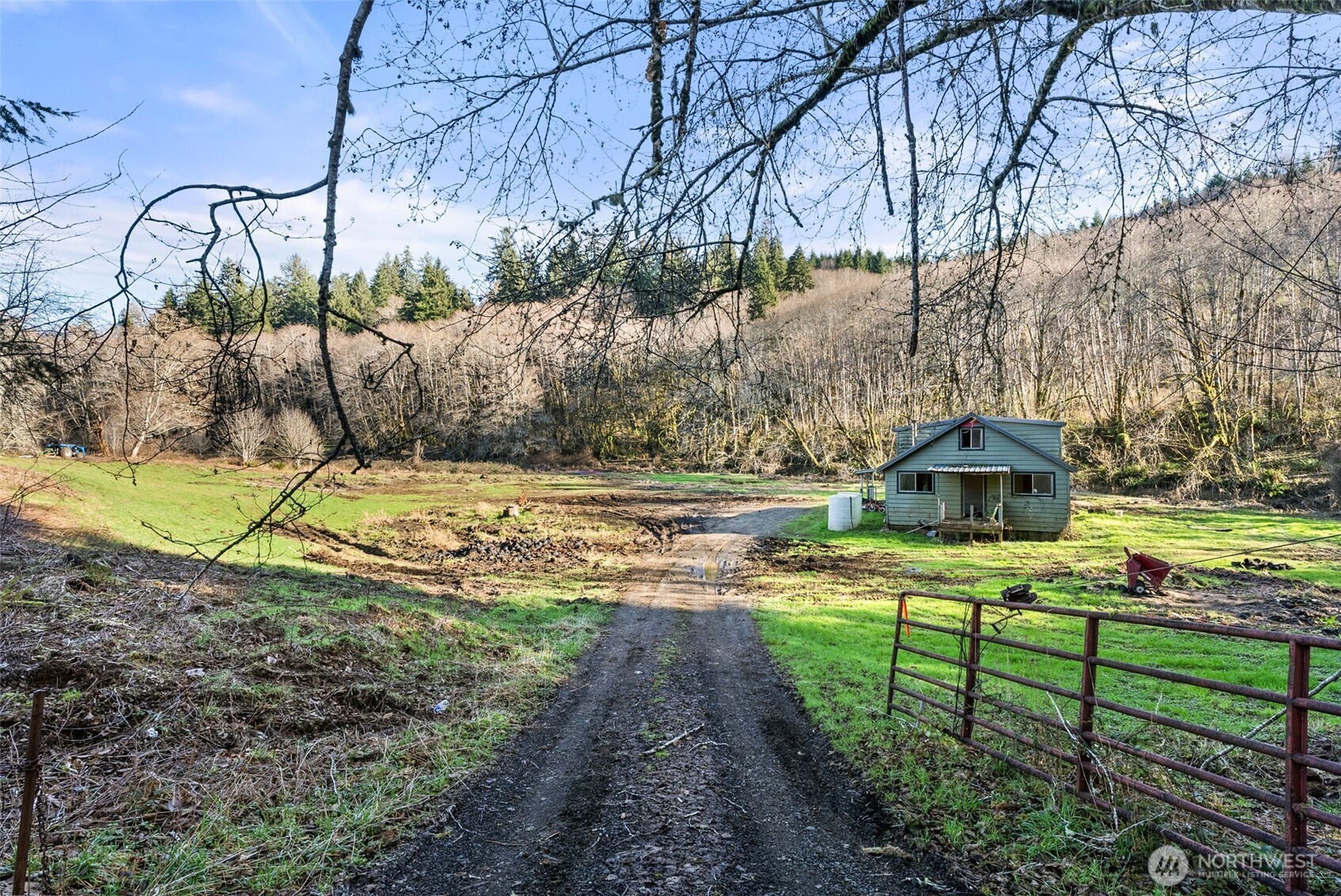 138 Ward Creek Rd , Raymond, WA 98577