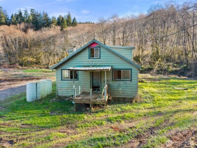 138 Ward Creek Rd , Raymond, WA 98577 - Photo 2