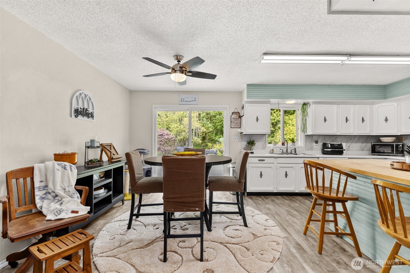 16 Harrison Street , South Bend, WA 98586