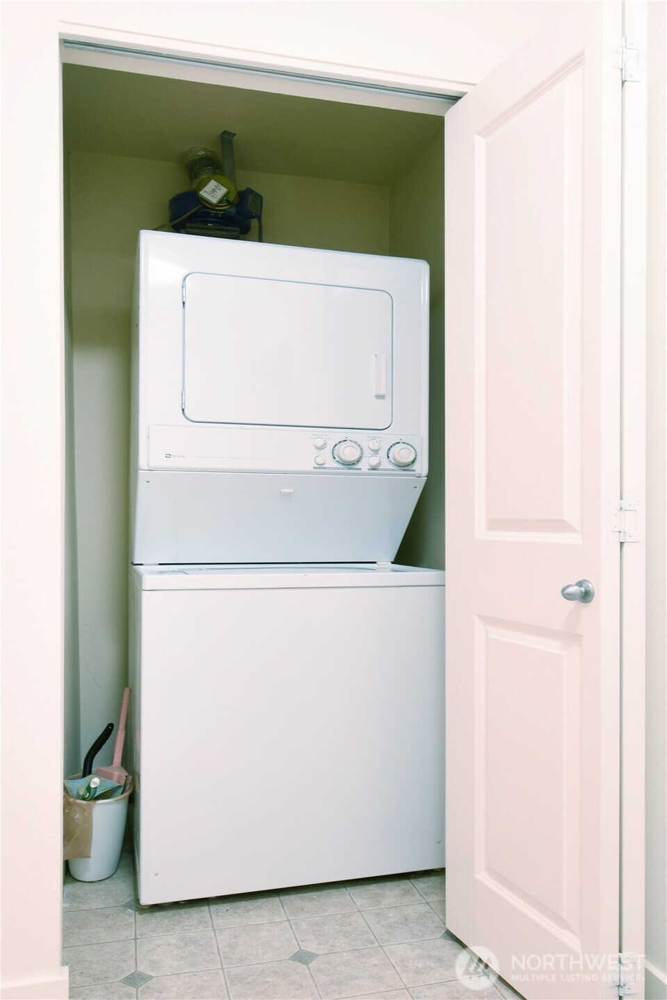 12534 15th Avenue NE #12, Seattle, WA 98125