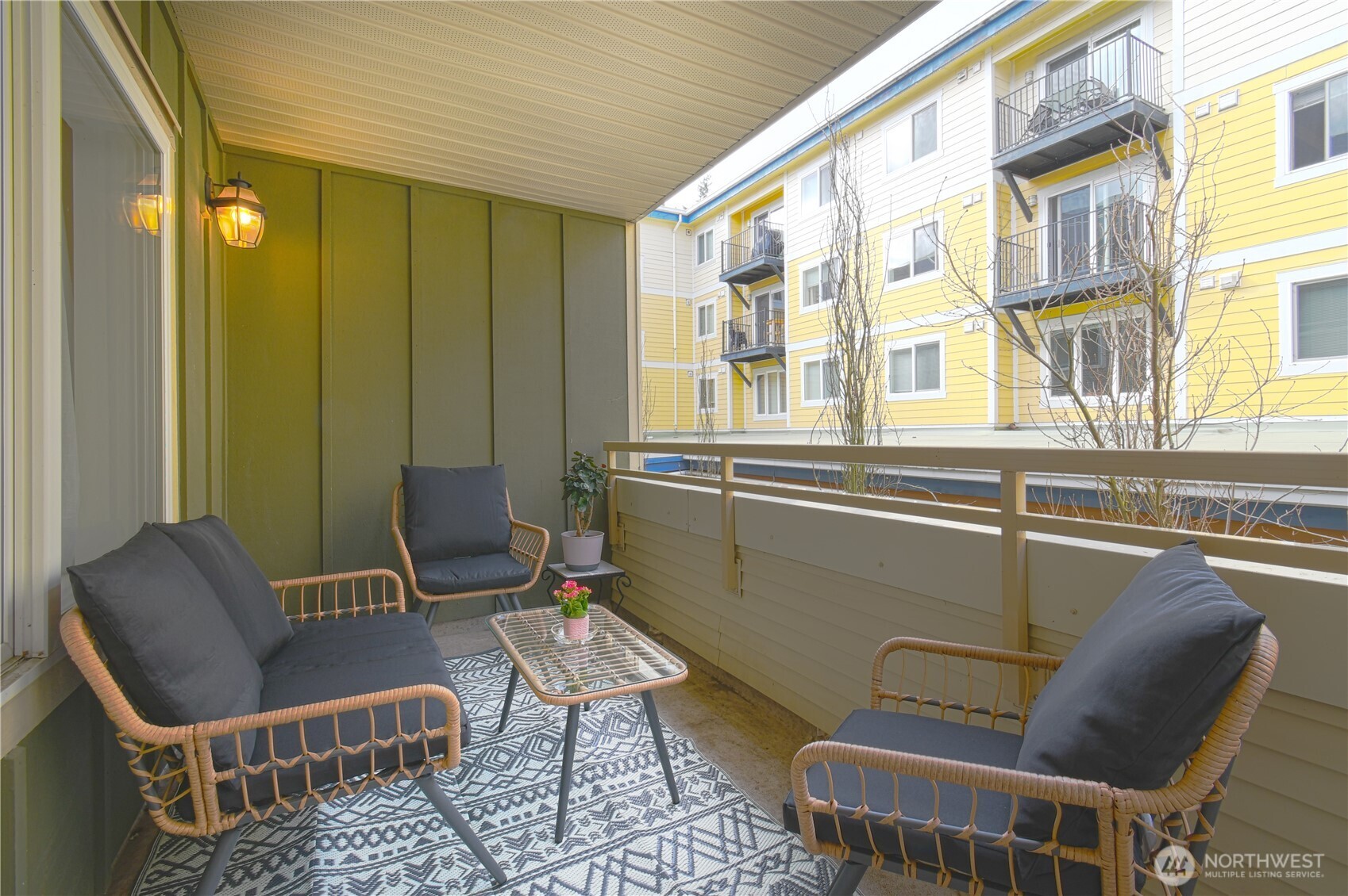 12534 15th Avenue NE #12, Seattle, WA 98125