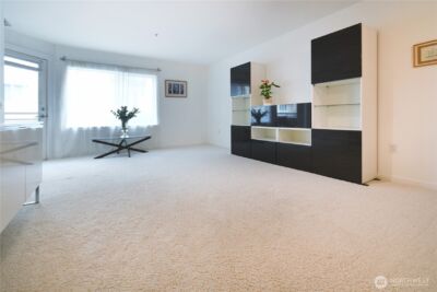 12534 15th Avenue NE #12, Seattle, WA 98125 - Photo 2