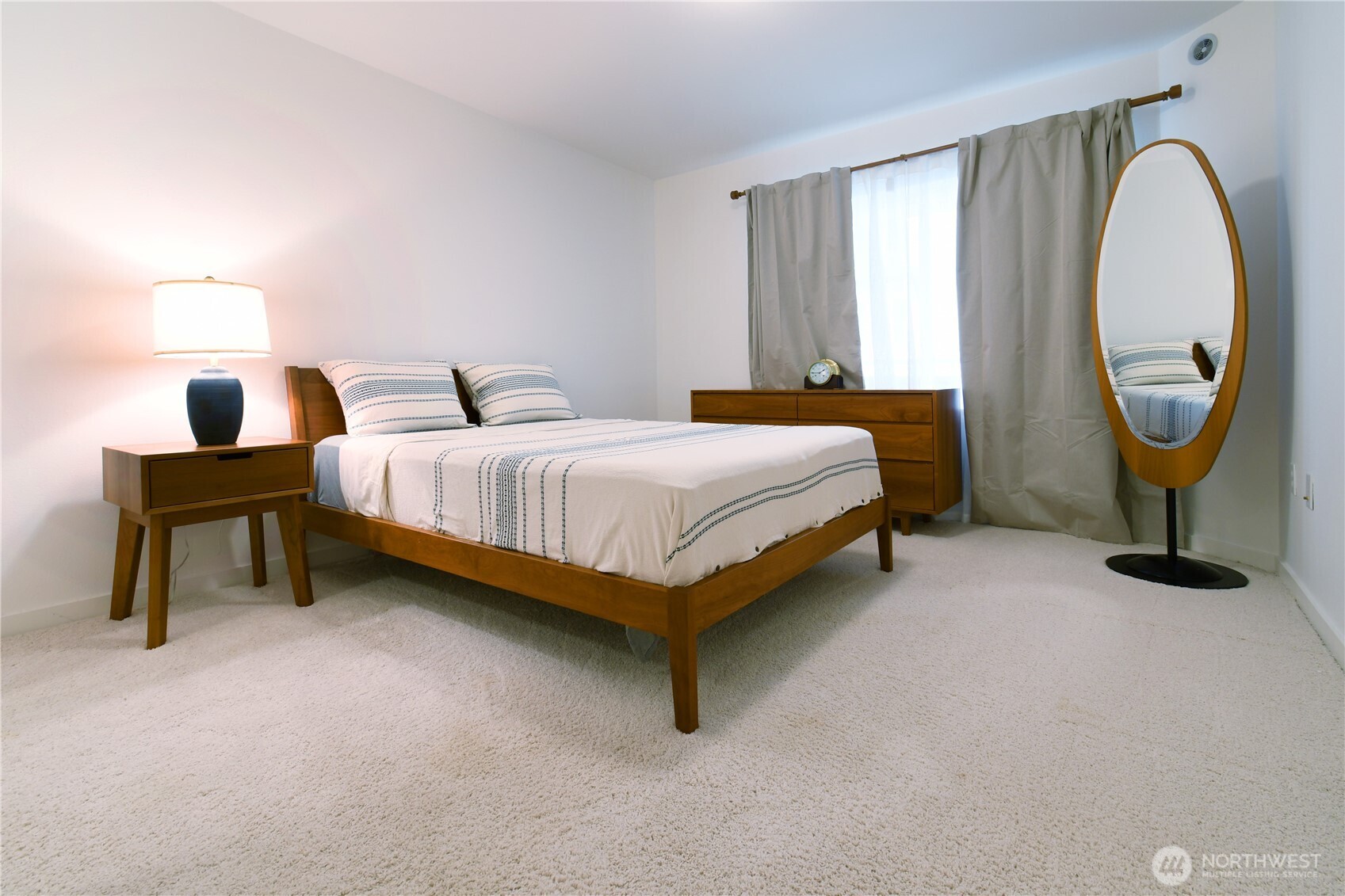 12534 15th Avenue NE #12, Seattle, WA 98125