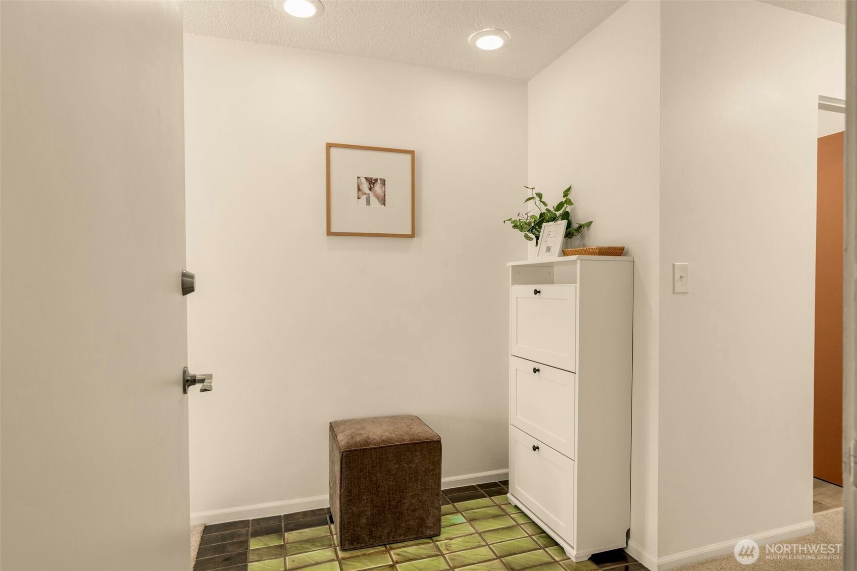 1425 S Puget Drive #I5, Renton, WA 98055-4320