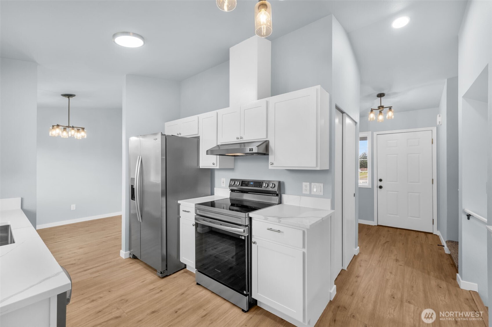 2205 65th Avenue NE, Tacoma, WA 98422