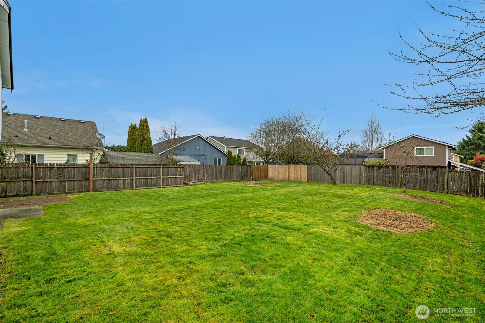 2205 65th Avenue NE, Tacoma, WA 98422
