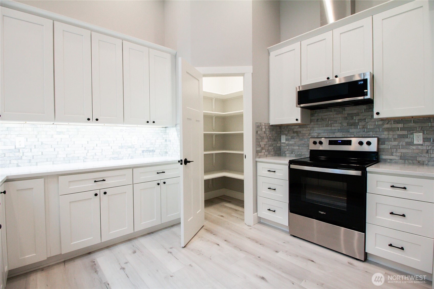 1037 Date Avenue , College Place, WA 99324