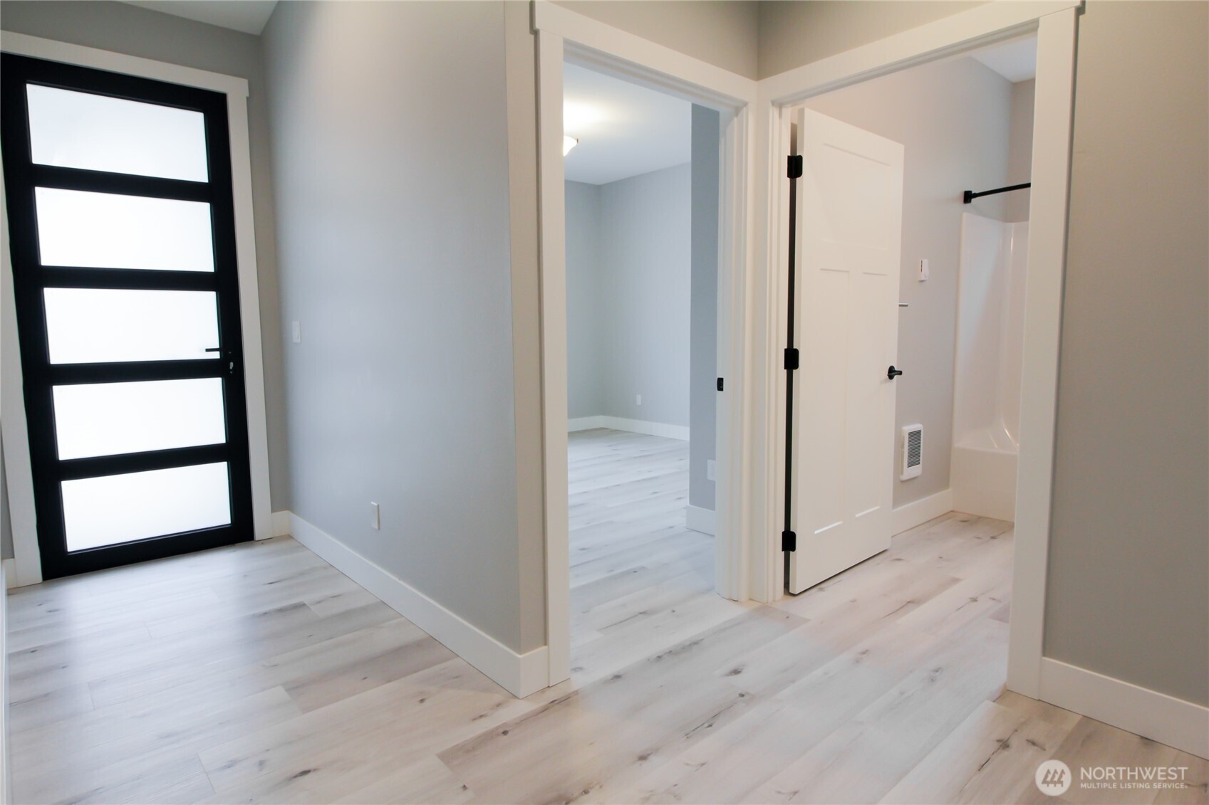 1037 Date Avenue , College Place, WA 99324