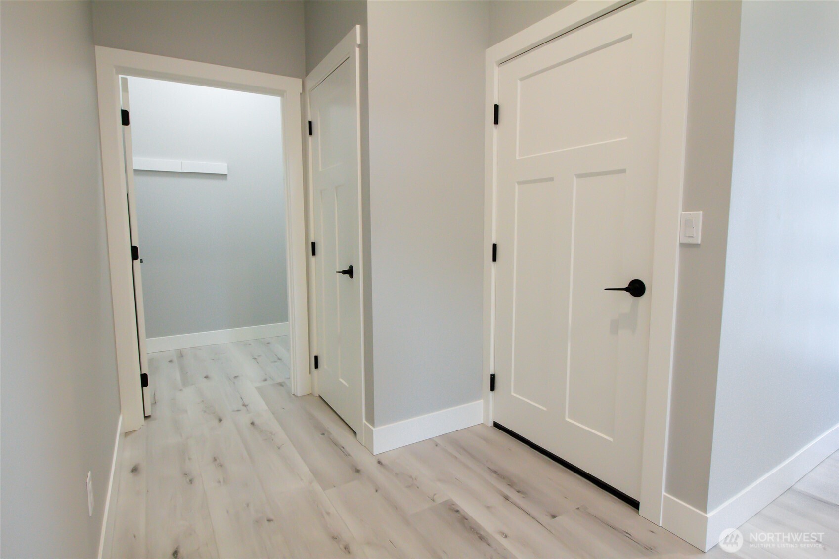 1037 Date Avenue , College Place, WA 99324