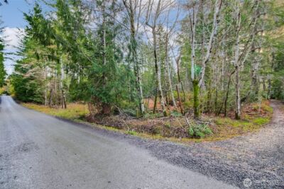 1 E Jared Road , Shelton, WA 98584 - Photo 2