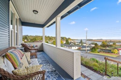 716 First Street W, South Bend, WA 98586