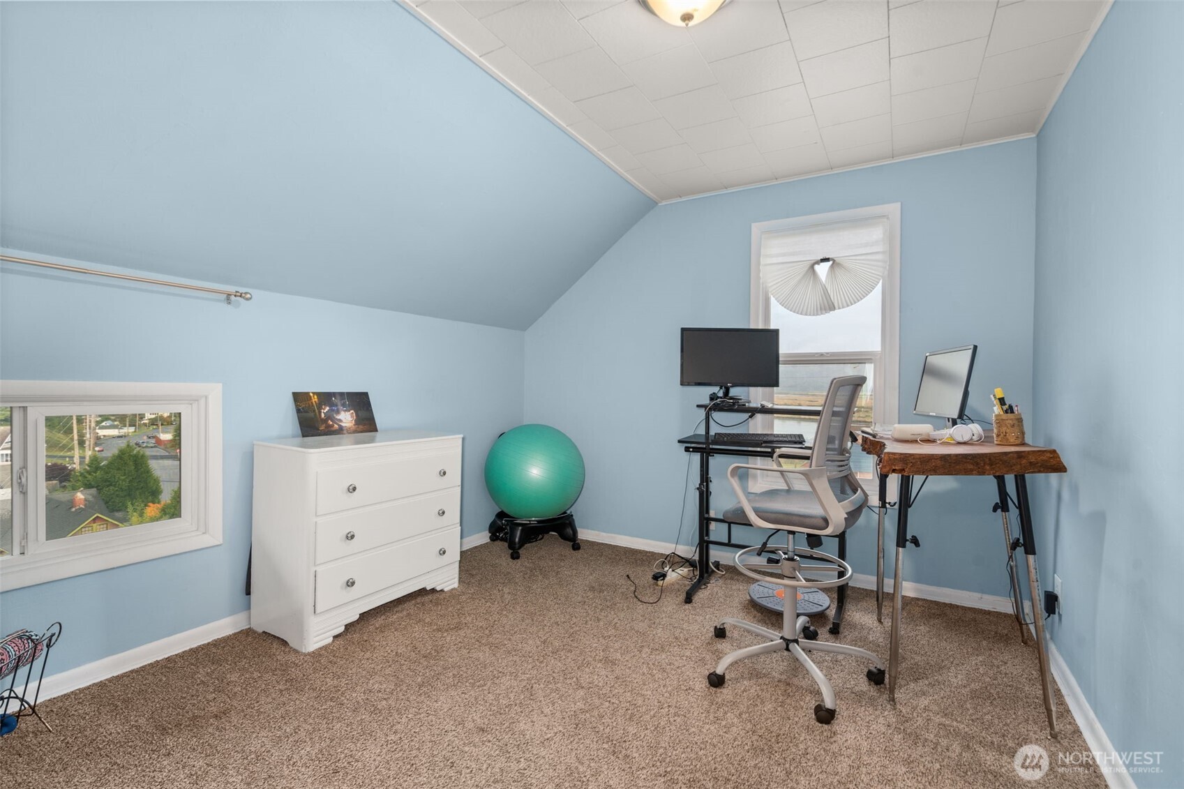 716 First Street W, South Bend, WA 98586