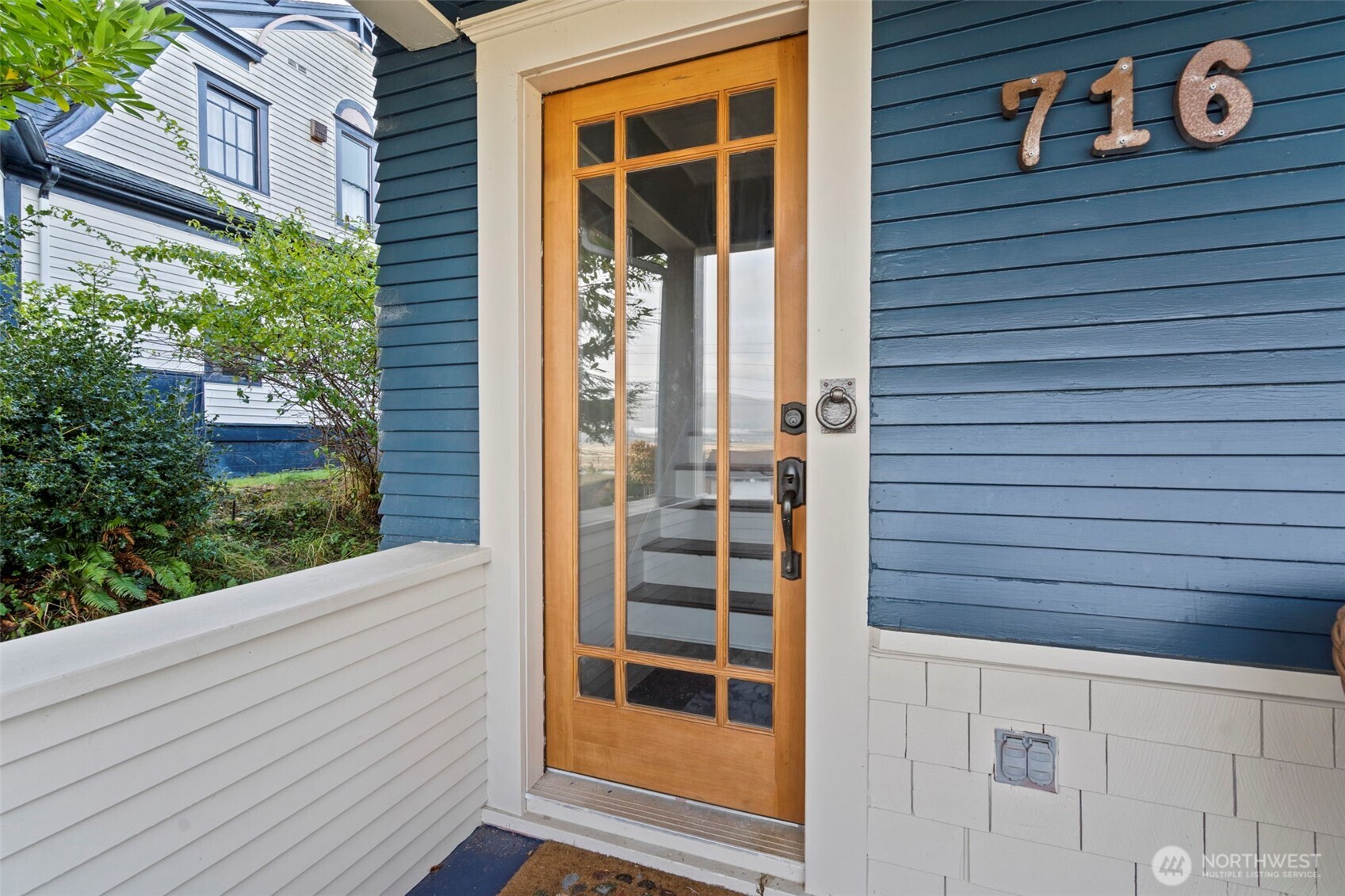 716 First Street W, South Bend, WA 98586