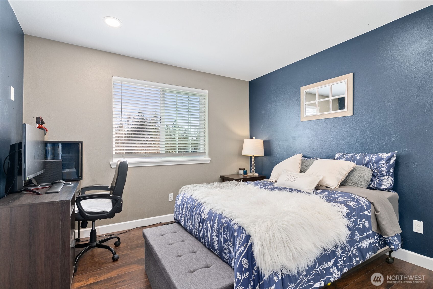 35616 94th Avenue S, Yelm, WA 98558