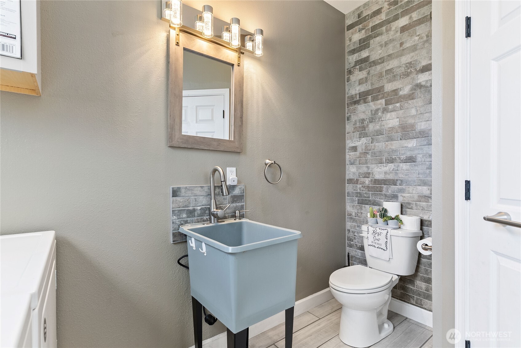 35616 94th Avenue S, Yelm, WA 98558