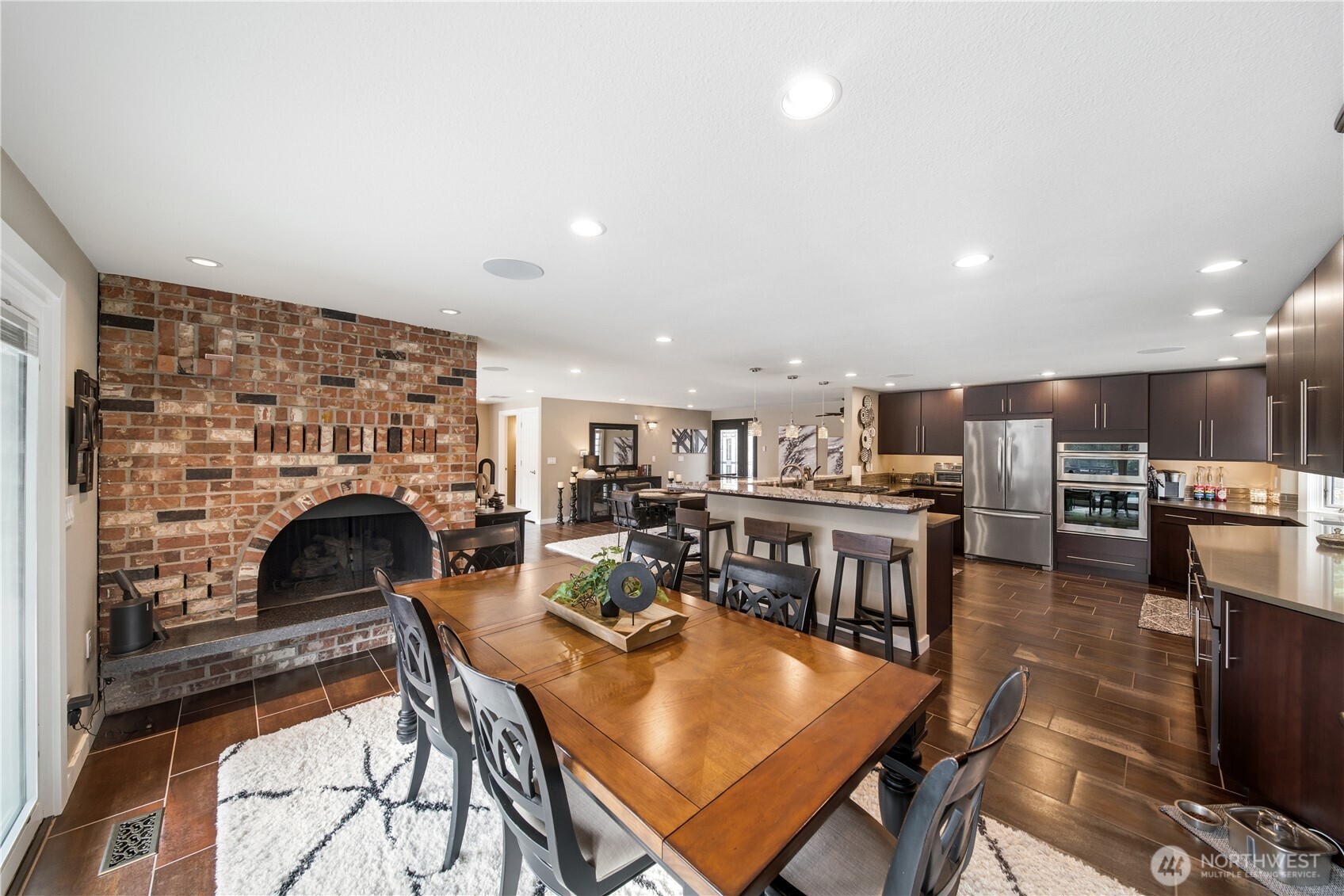 4918 Jenks Point Way E, Lake Tapps, WA 98391