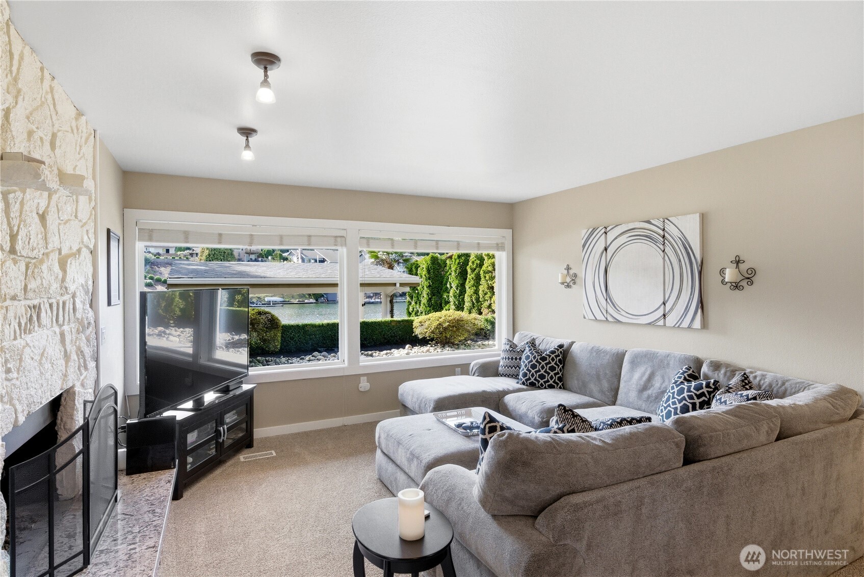 4918 Jenks Point Way E, Lake Tapps, WA 98391