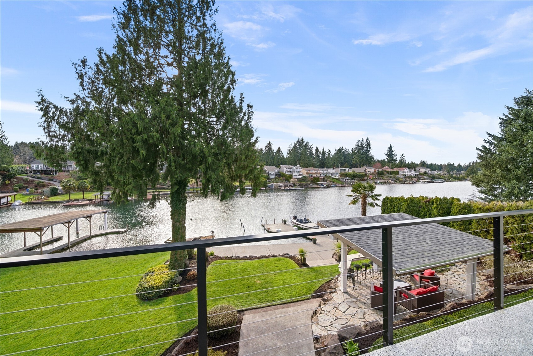 4918 Jenks Point Way E, Lake Tapps, WA 98391