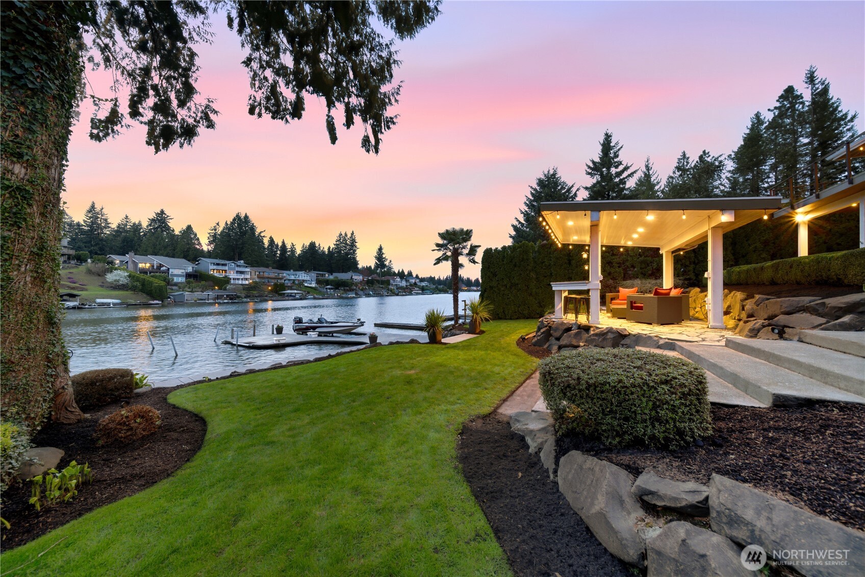 4918 Jenks Point Way E, Lake Tapps, WA 98391