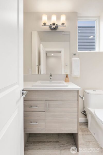 9239 B 16th Avenue SW, Seattle, WA 98106 - Photo 12