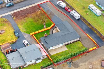 16517 43rd Avenue E, Tacoma, WA 98446 - Photo 2