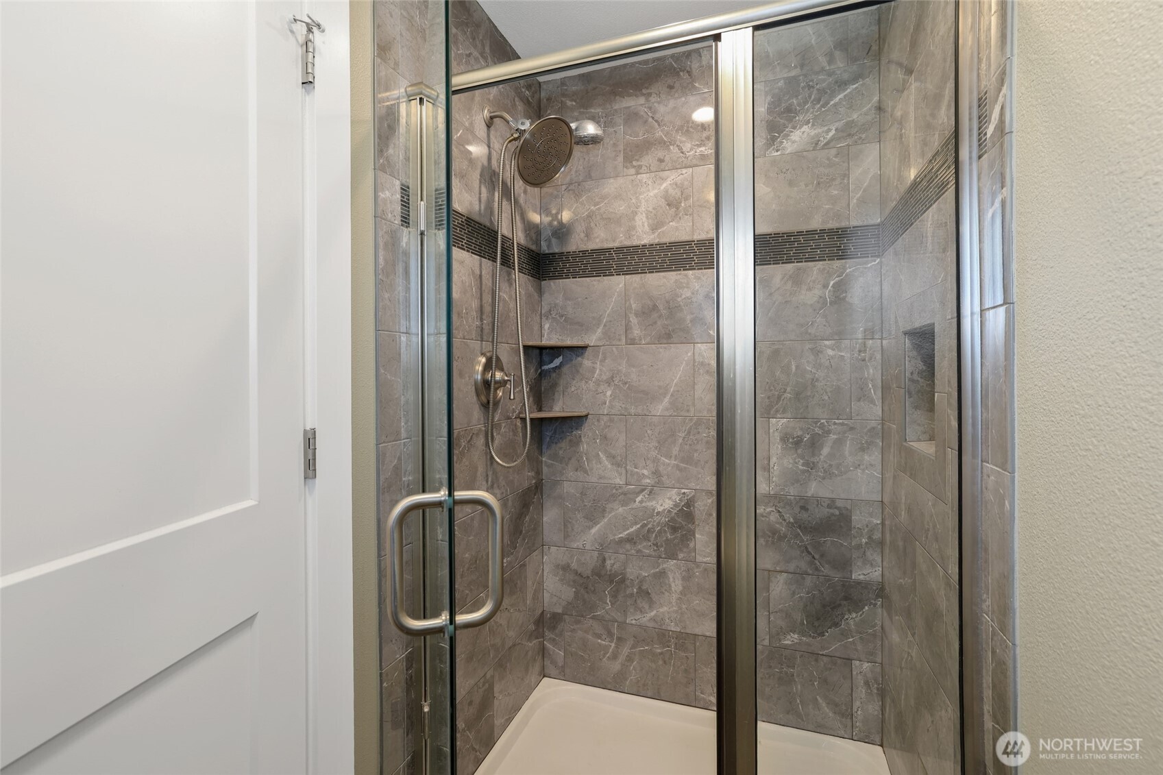 16517 43rd Avenue E, Tacoma, WA 98446