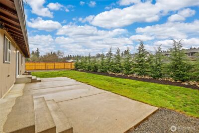 16517 43rd Avenue E, Tacoma, WA 98446 - Photo 31