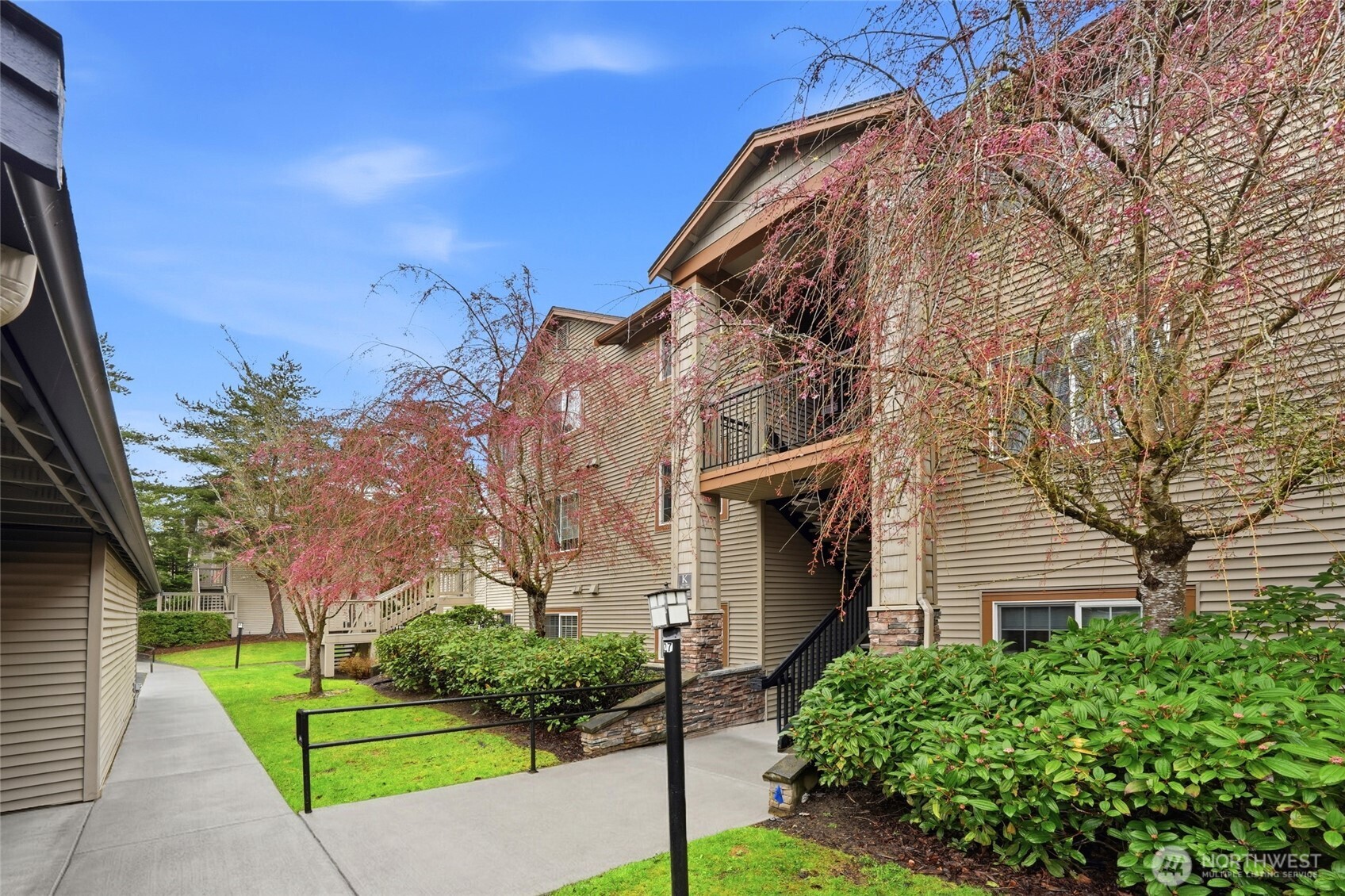 25025 SE Klahanie Boulevard #K101, Sammamish, WA 98029